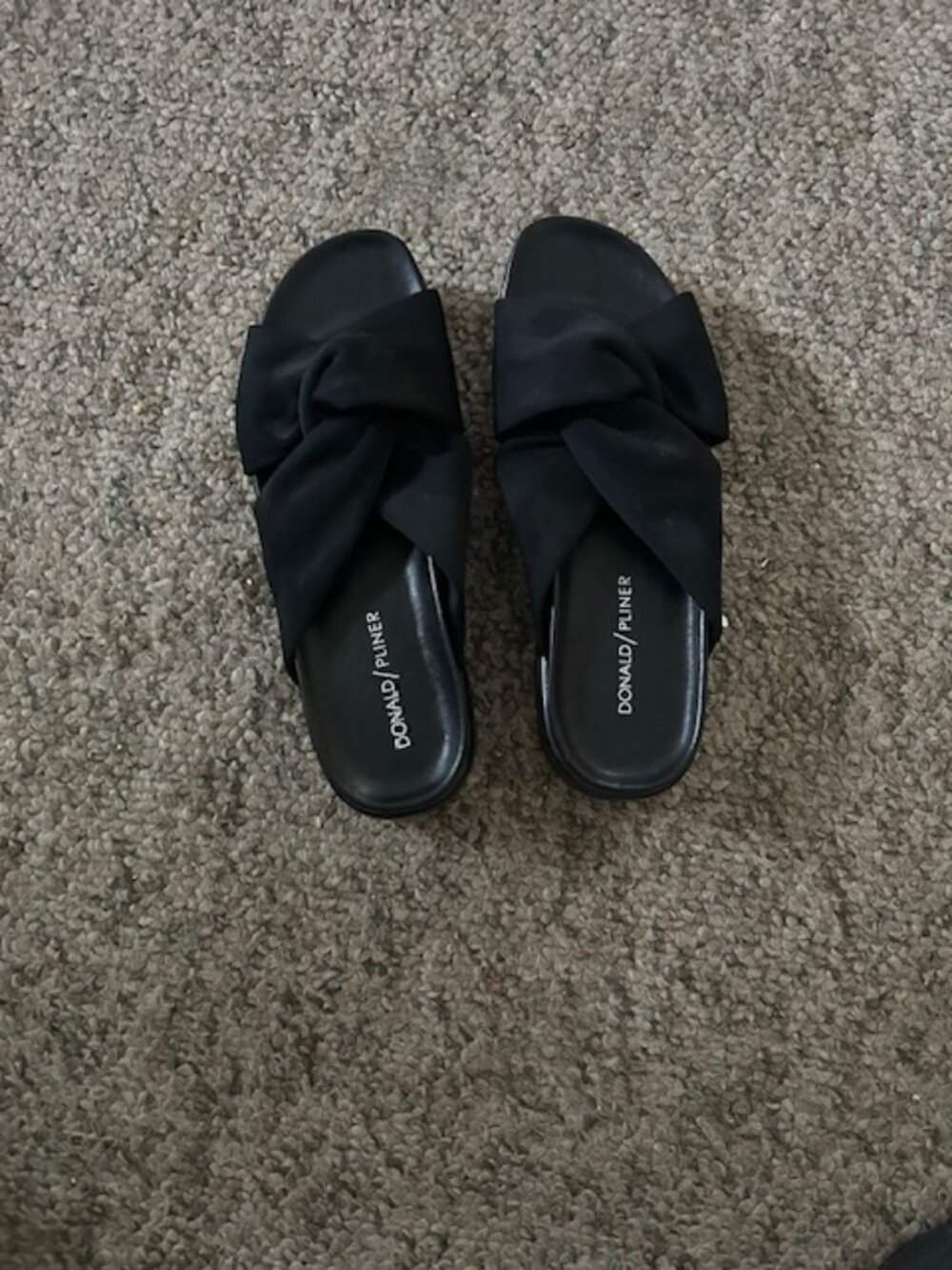 Donald Pliner Folley Sandals - NWOB - Size 7 - Picture 2 of 3